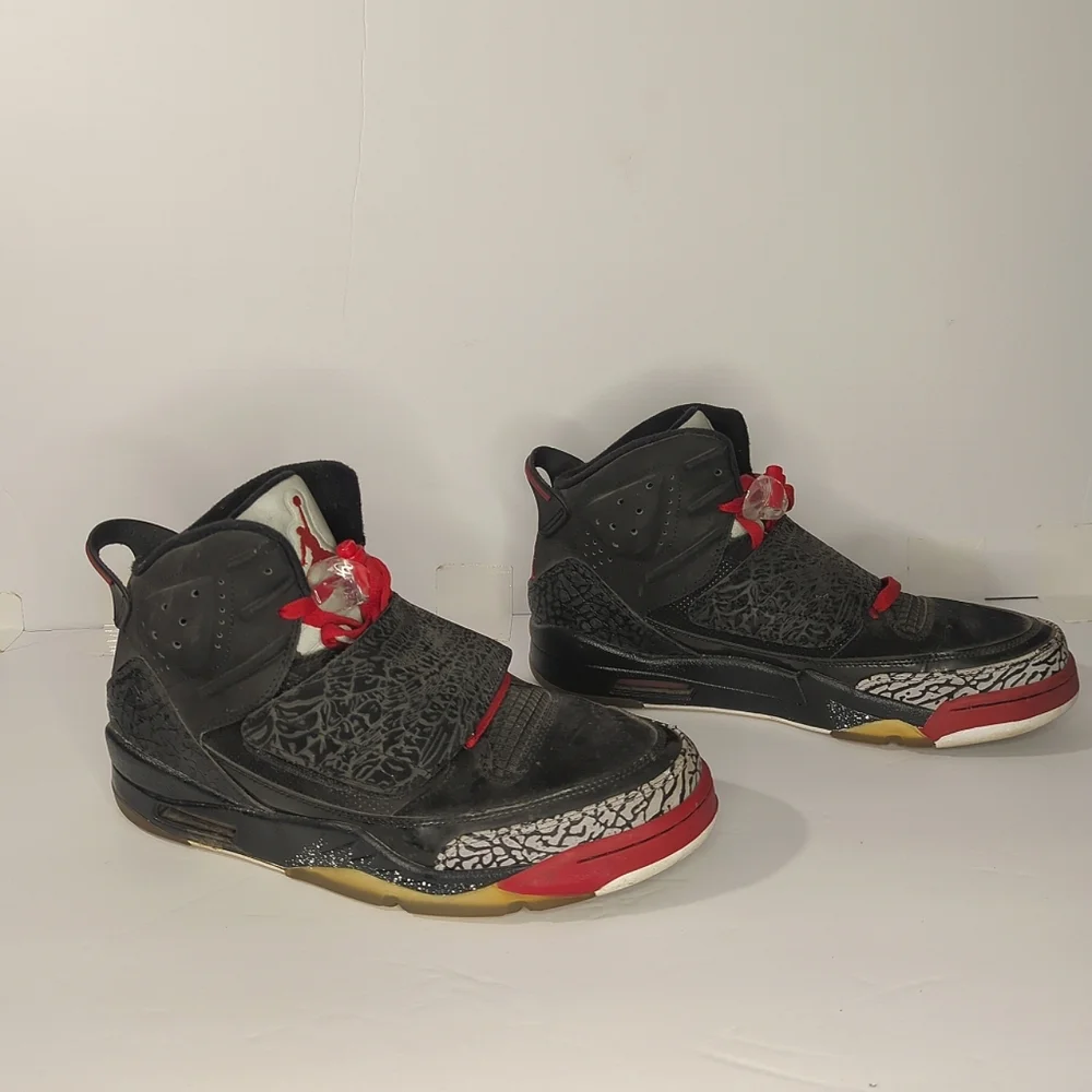 Air Jordans Son Of Mars Black Cement Sneakers - Mens Size 9